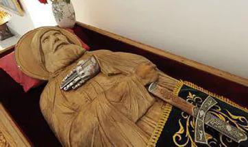 Hvor er relikvierne af Ilya of Murom? Frelser Transfiguration Kloster, byen Murom. Kiev-Pechersk Lavra