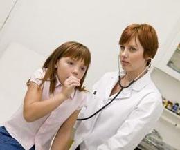 Behandling af bronkitis hos et barn bør udføres af den "rigtige" læge